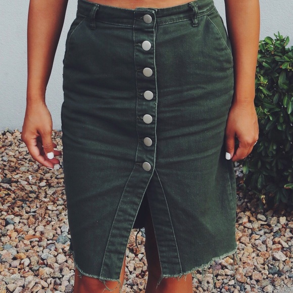 Forever 21 Dresses & Skirts - F21 high-waisted skirt.